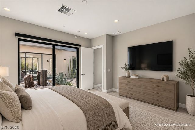 1 Garden Shadow Lane, Las Vegas, NV 89135