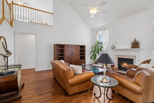 317 Dundee Dr, Franklin, TN 37064