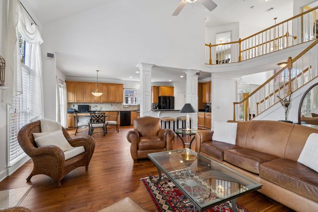 317 Dundee Dr, Franklin, TN 37064