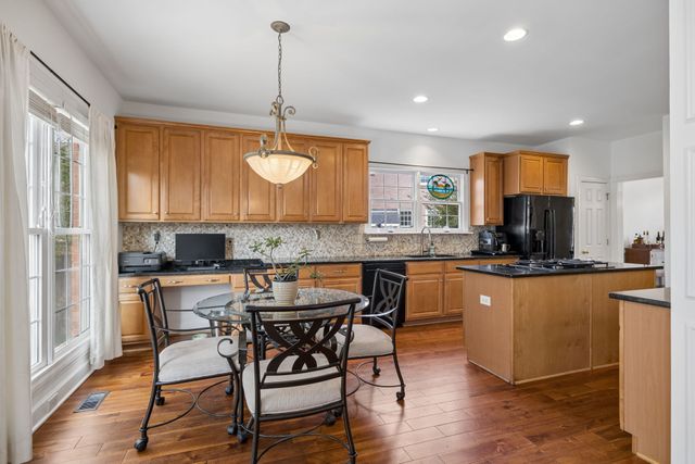 317 Dundee Dr, Franklin, TN 37064