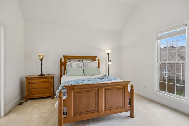 317 Dundee Dr, Franklin, TN 37064