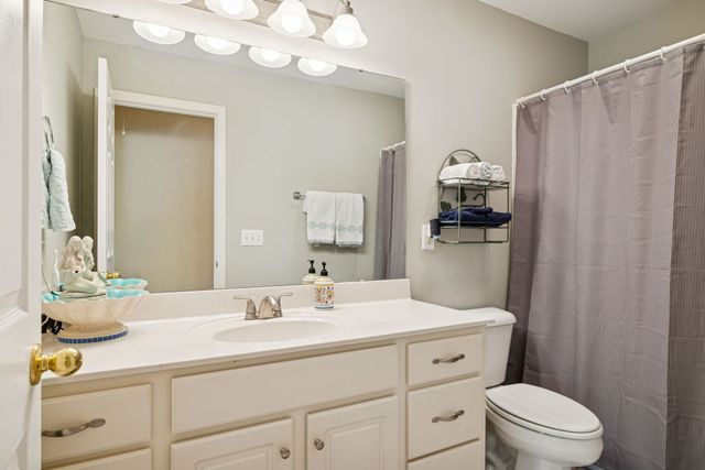 317 Dundee Dr, Franklin, TN 37064