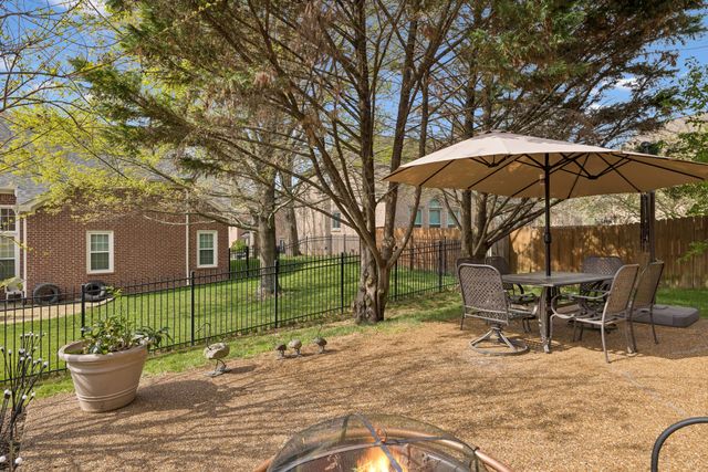 317 Dundee Dr, Franklin, TN 37064