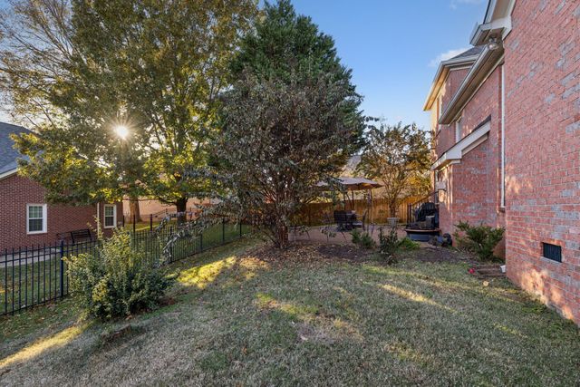 317 Dundee Dr, Franklin, TN 37064