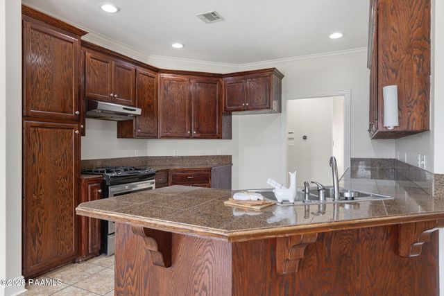 210 Wind Haven Lane, Lafayette, LA 70506
