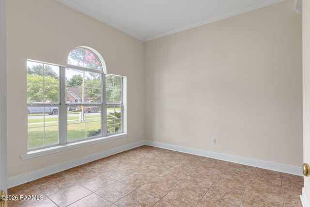 210 Wind Haven Lane, Lafayette, LA 70506