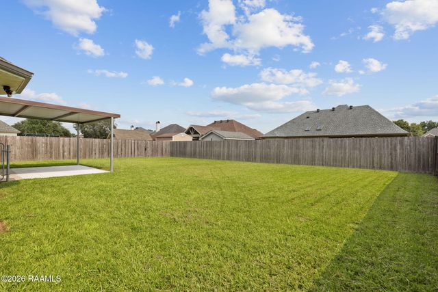 210 Wind Haven Lane, Lafayette, LA 70506