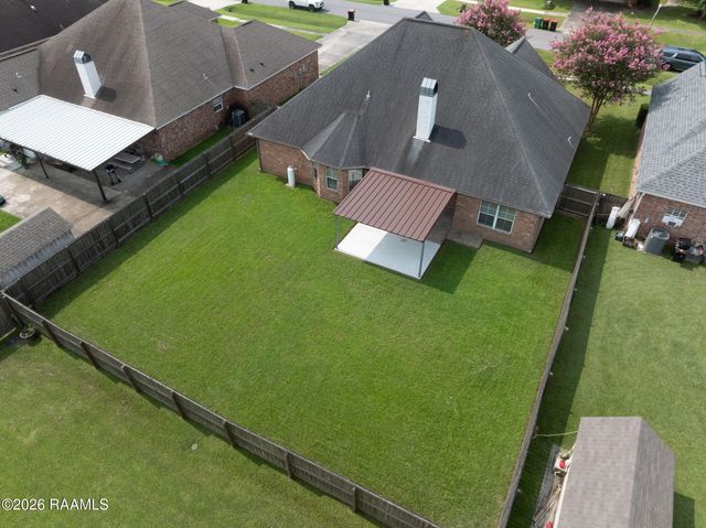 210 Wind Haven Lane, Lafayette, LA 70506