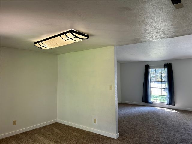 3816 Seven Gables Street, Fort Worth, TX 76133