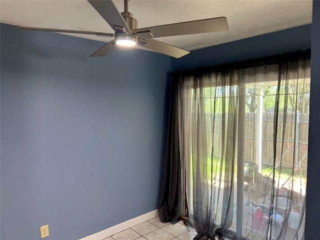 3816 Seven Gables Street, Fort Worth, TX 76133