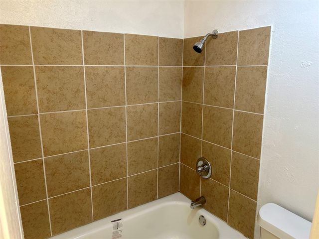 3816 Seven Gables Street, Fort Worth, TX 76133