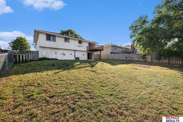 912 Bordeaux Avenue, Bellevue, NE 68123