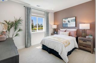 1342 Marceline Drive, Manteca, CA 95336