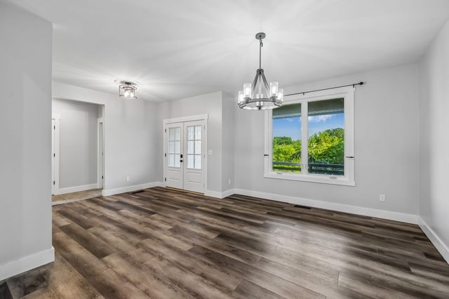 1001 Lock 4 Rd, Gallatin, TN 37066