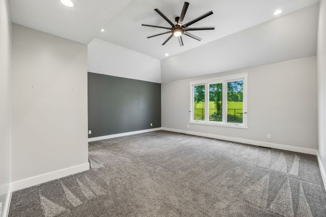 1001 Lock 4 Rd, Gallatin, TN 37066