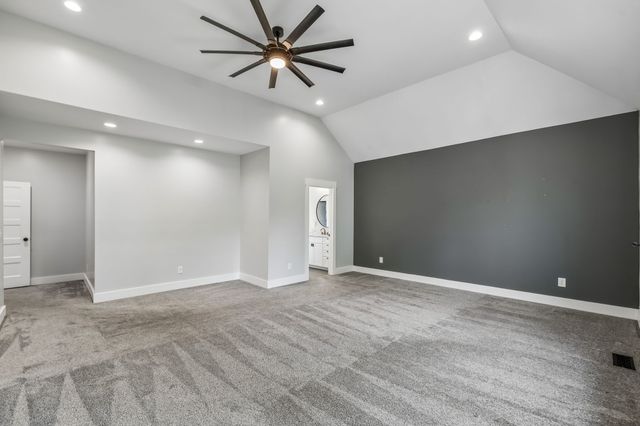 1001 Lock 4 Rd, Gallatin, TN 37066