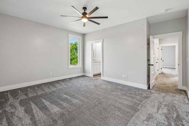 1001 Lock 4 Rd, Gallatin, TN 37066