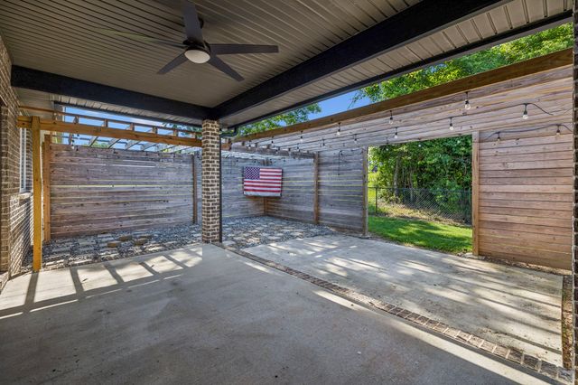 1001 Lock 4 Rd, Gallatin, TN 37066