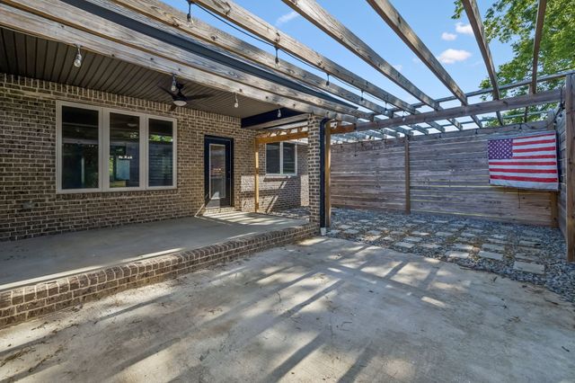 1001 Lock 4 Rd, Gallatin, TN 37066