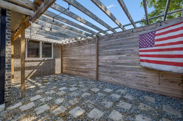 1001 Lock 4 Rd, Gallatin, TN 37066