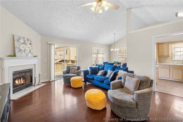 122 Jefferson Drive, Raeford, NC 28376