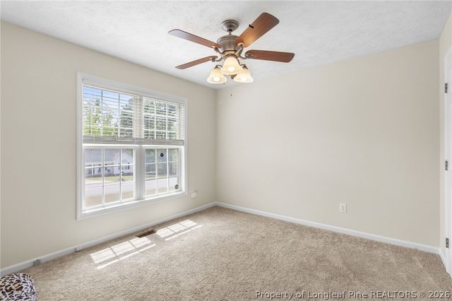 122 Jefferson Drive, Raeford, NC 28376