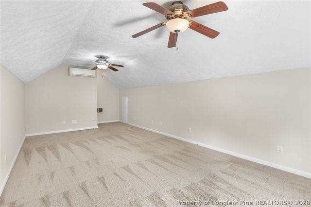 122 Jefferson Drive, Raeford, NC 28376