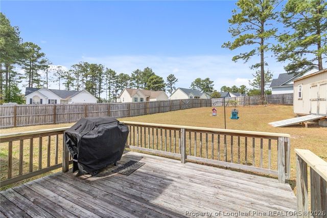 122 Jefferson Drive, Raeford, NC 28376