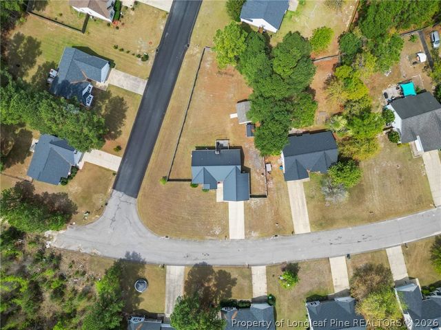 122 Jefferson Drive, Raeford, NC 28376