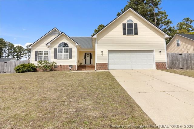 122 Jefferson Drive, Raeford, NC 28376