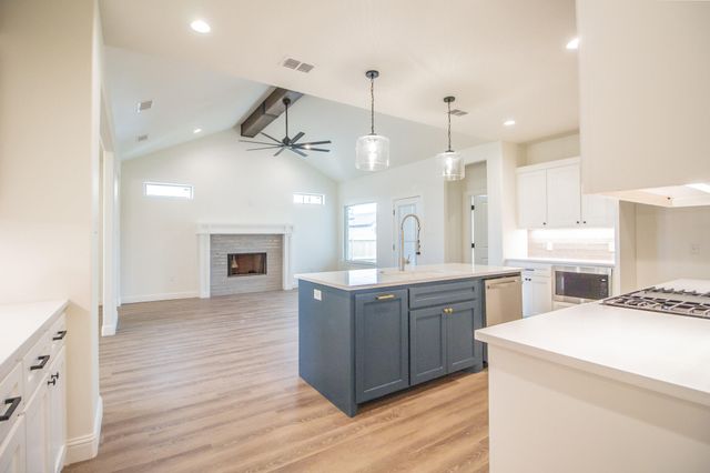 6901 13th Street, Lubbock, TX 79416