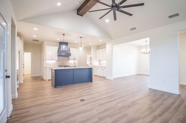 6901 13th Street, Lubbock, TX 79416