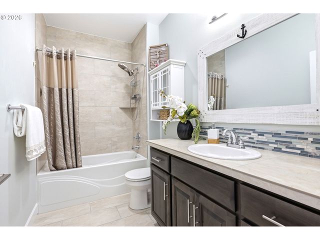 4113 Ne 132ND Cir, Vancouver, WA 98686