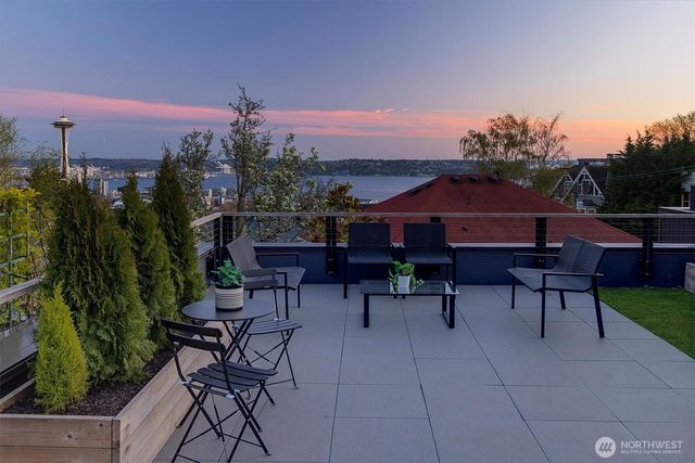 305 Lee Street, Seattle, WA 98109