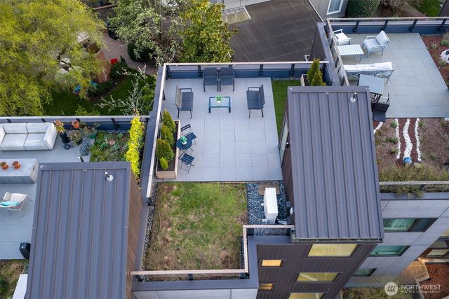 305 Lee Street, Seattle, WA 98109