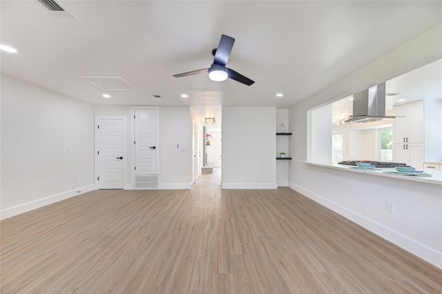 10070 Woodland Village DR, Austin, TX 78750