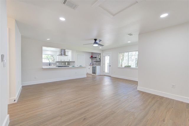 10070 Woodland Village DR, Austin, TX 78750