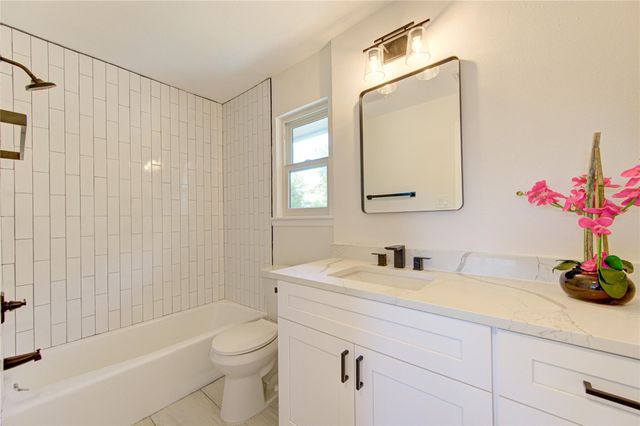 10070 Woodland Village DR, Austin, TX 78750
