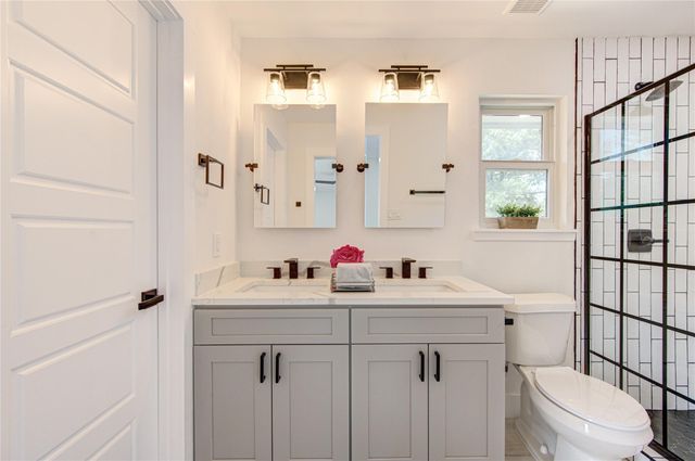 10070 Woodland Village DR, Austin, TX 78750