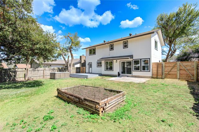 10070 Woodland Village DR, Austin, TX 78750