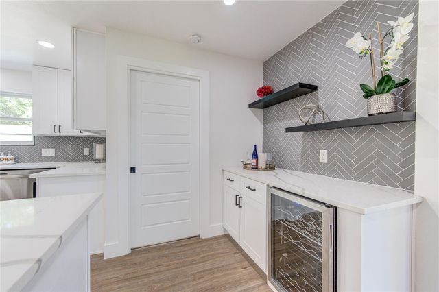 10070 Woodland Village DR, Austin, TX 78750