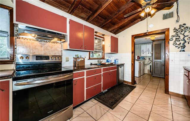 1112 N FLORIDA AVENUE, Tarpon Springs, FL 34688