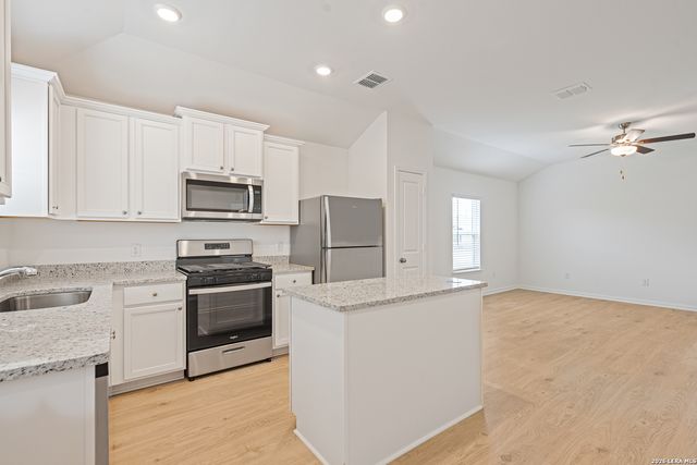 11813 Luckey Villa, San Antonio, TX 78252