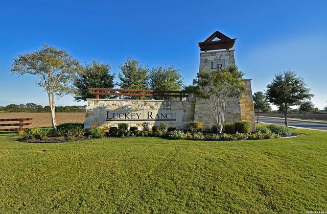 11813 Luckey Villa, San Antonio, TX 78252