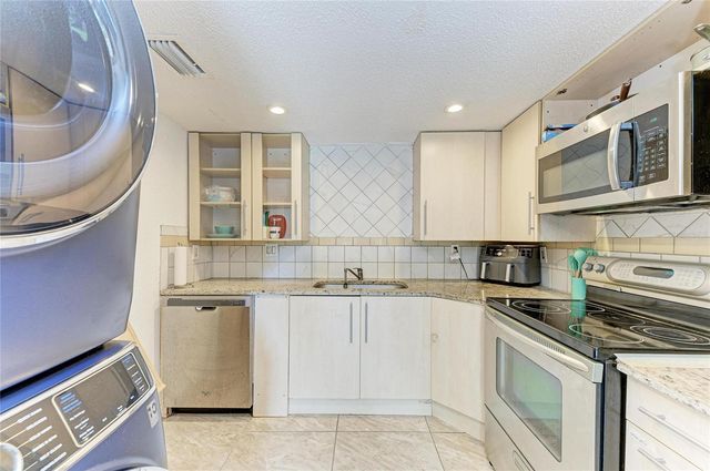 3471 CLARK ROAD 169, Sarasota, FL 34231