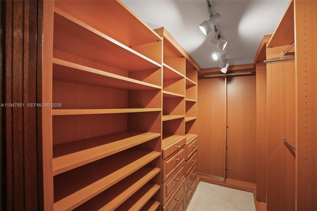 19355 Turnberry Way 25GR, Aventura, FL 33180