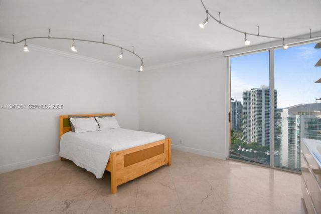 19355 Turnberry Way 25GR, Aventura, FL 33180