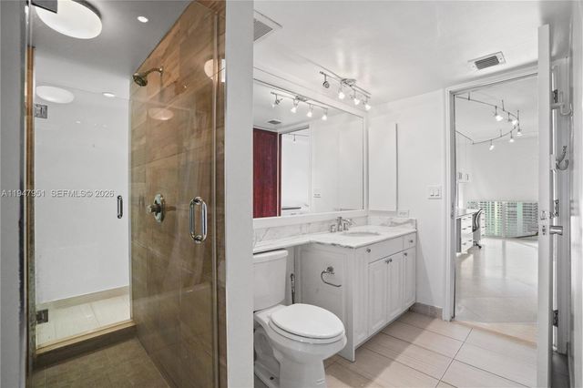 19355 Turnberry Way 25GR, Aventura, FL 33180