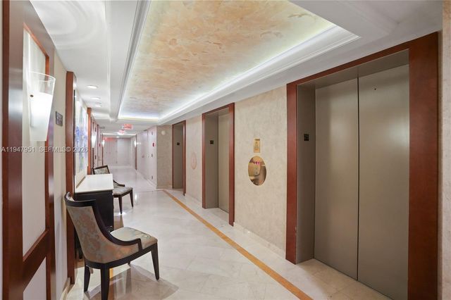 19355 Turnberry Way 25GR, Aventura, FL 33180