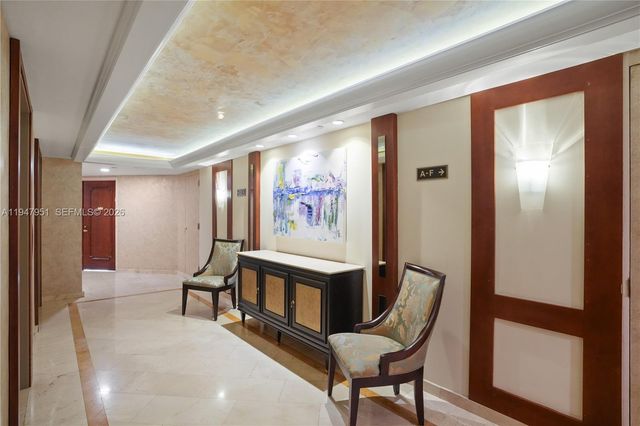 19355 Turnberry Way 25GR, Aventura, FL 33180